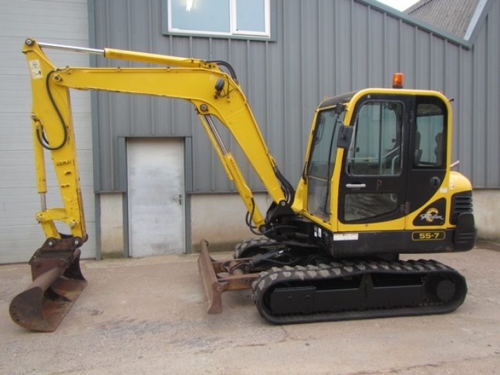 Hyundai 55-7 excavator