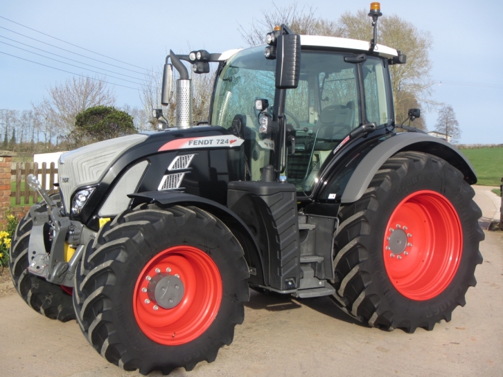 Fendt 724 Profi-Plus