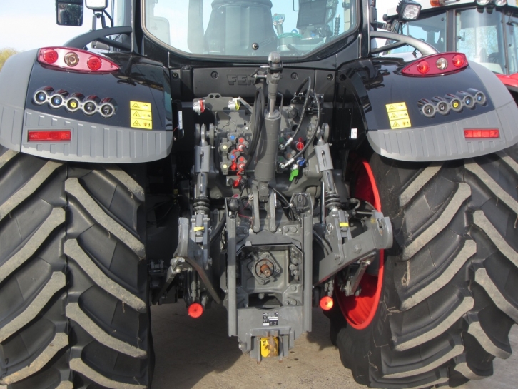 Fendt 724 Profi-Plus