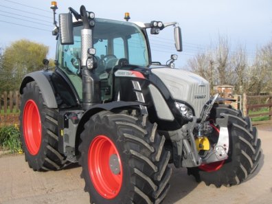 Fendt 724 Profi-Plus