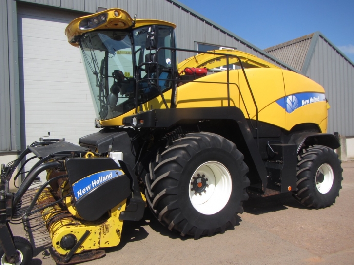 New Holland FR 9050