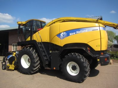New Holland FR 9050