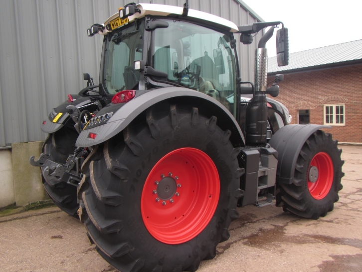 Fendt 724 Profi-Plus