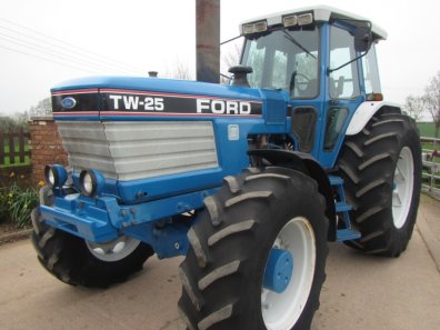 Ford TW25
