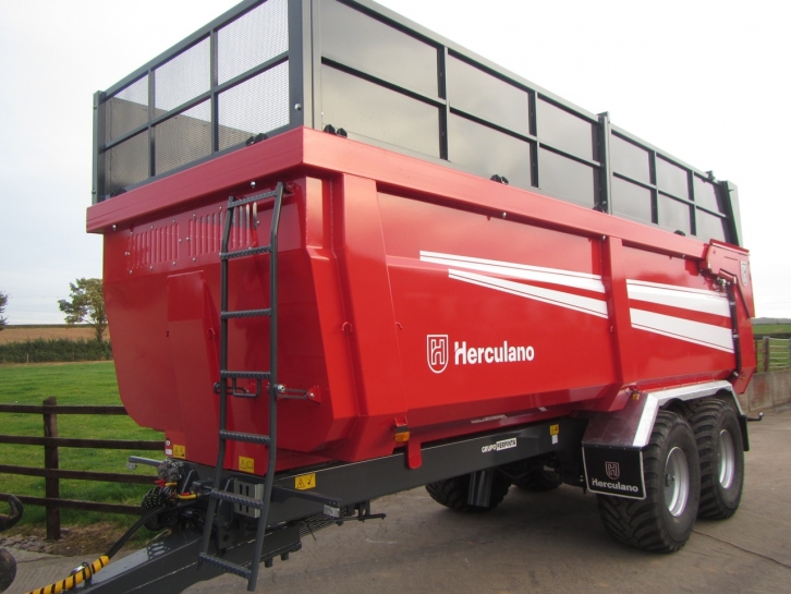 Herculano 18 Ton silage trailer