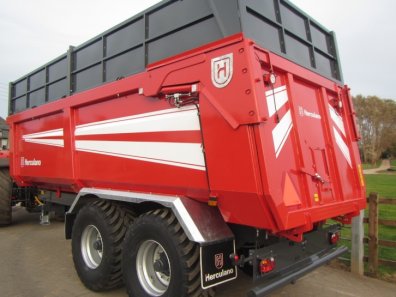 Herculano 18 Ton silage trailer