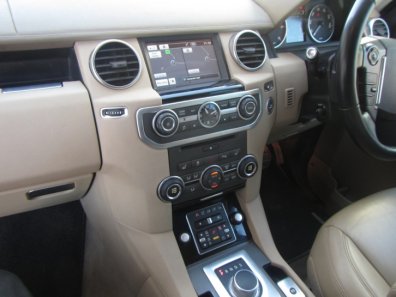 Land Rover Discovery HSE 8