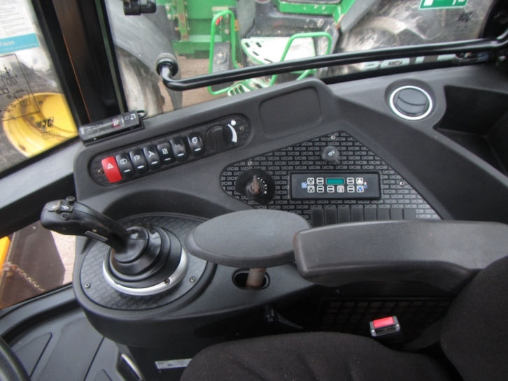 JCB 418S