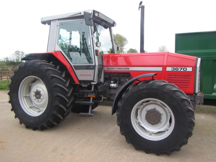 Massey Ferguson 3670