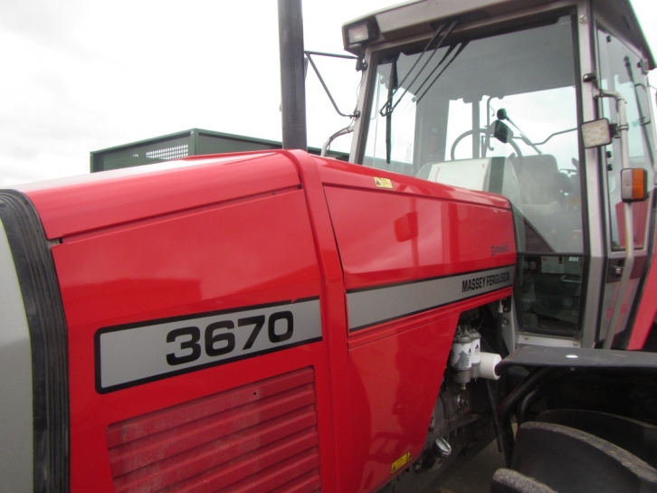 Massey Ferguson 3670