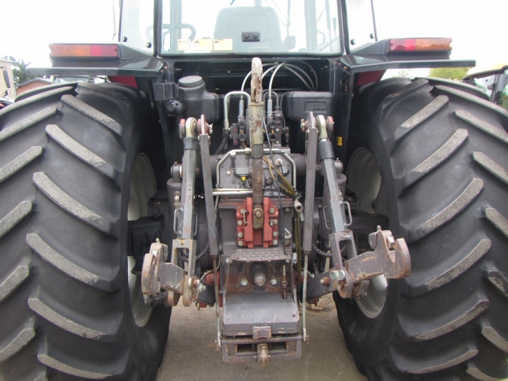 Massey Ferguson 3670