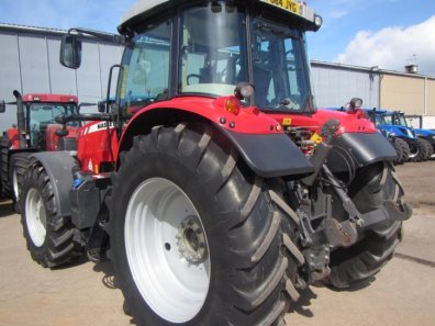 Massey Ferguson 7618