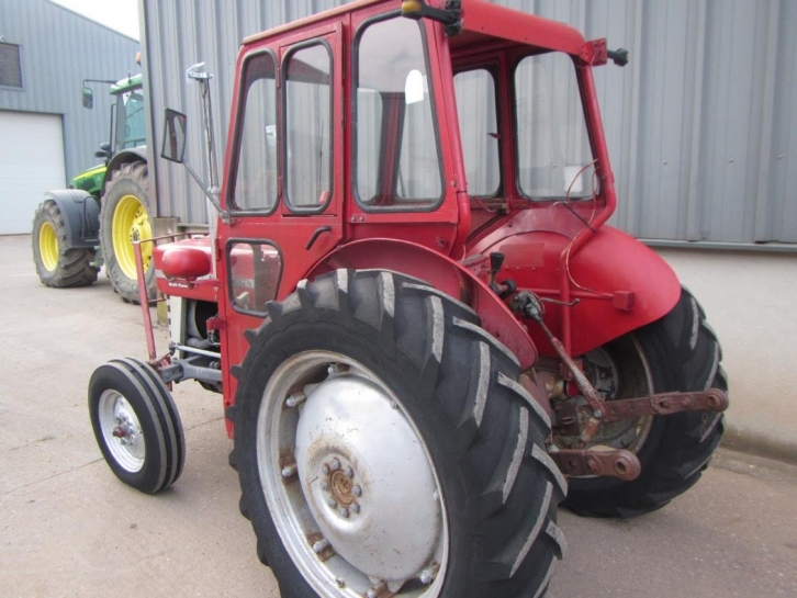 Massey Ferguson 135