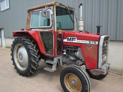 Massey Ferguson 575