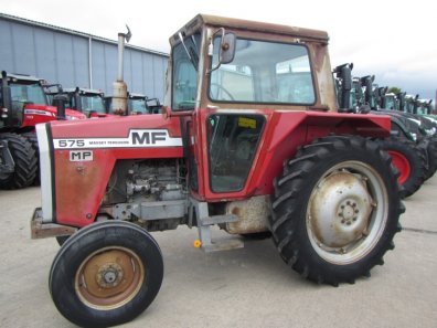Massey Ferguson 575