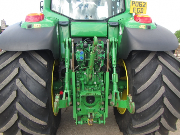 John Deere 6930