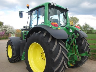 John Deere 6930