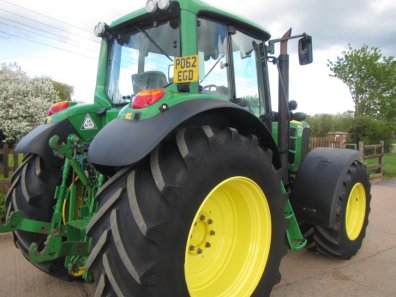 John Deere 6930