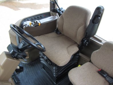 John Deere 8120