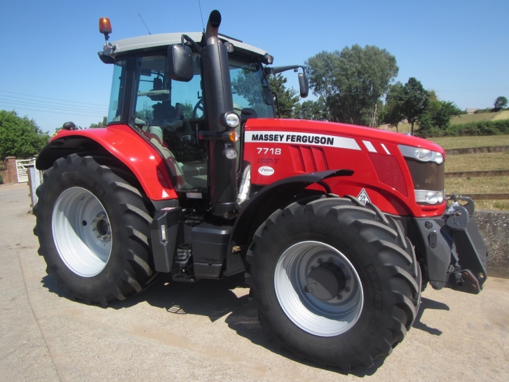 Massey Ferguson 7718 Exclusive