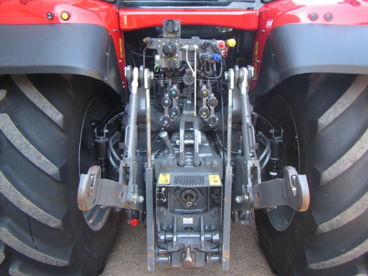 Massey Ferguson 7718 Exclusive