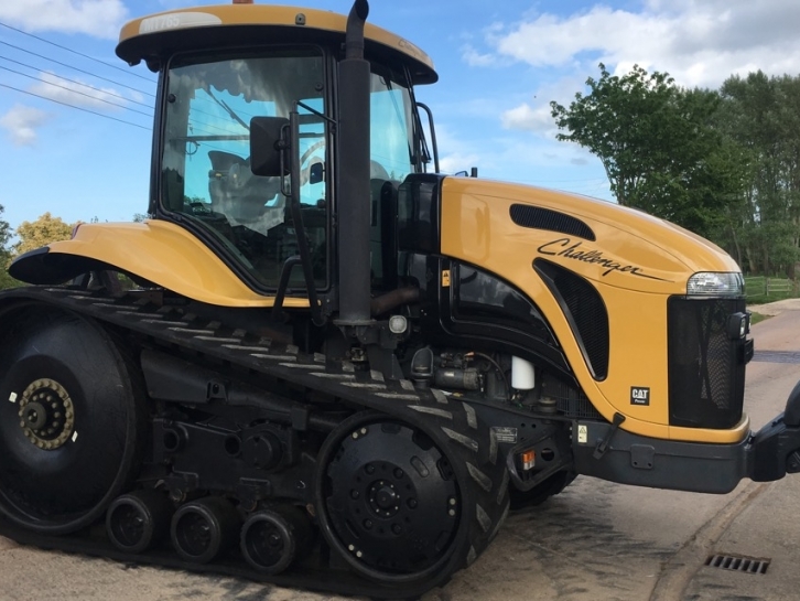 CAT 765