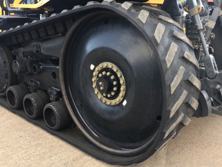CAT 765