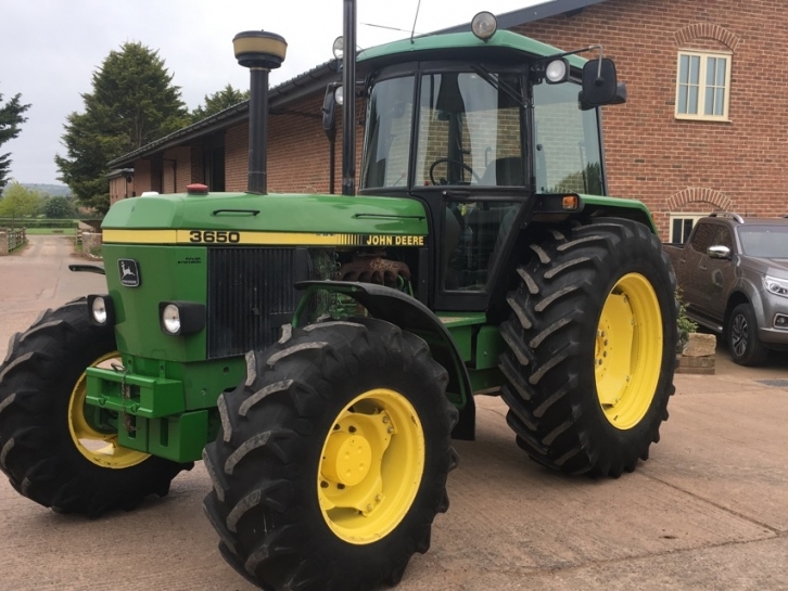John Deere 3650