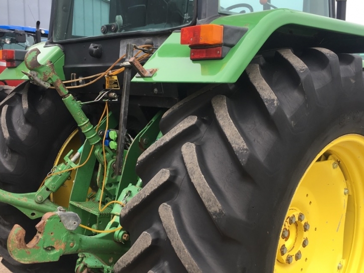 John Deere 3650