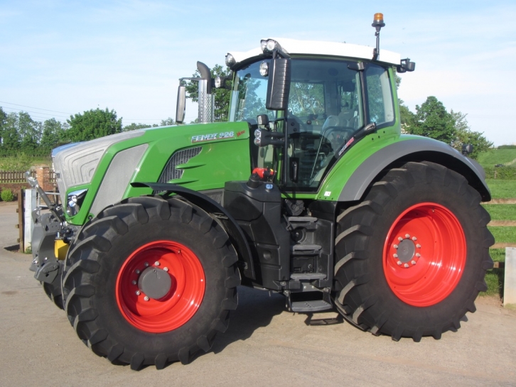 Fendt 828 Profi-Plus
