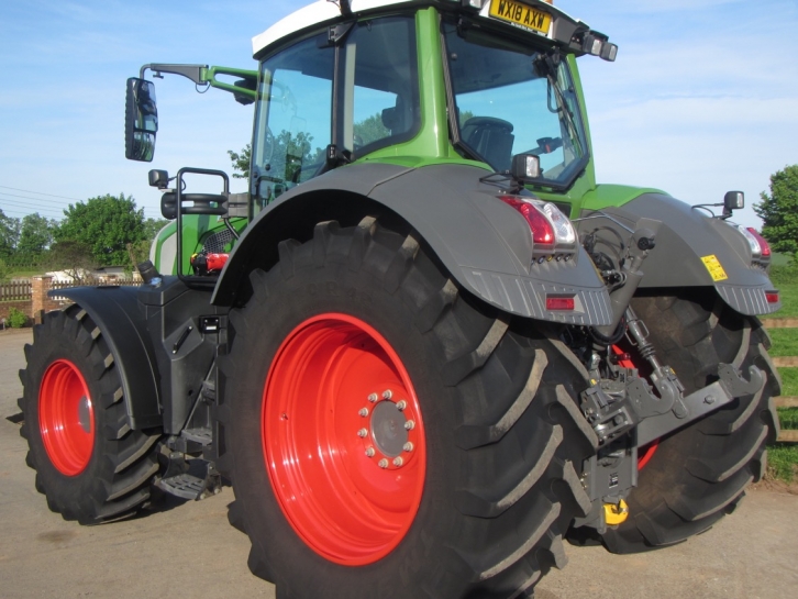Fendt 828 Profi-Plus