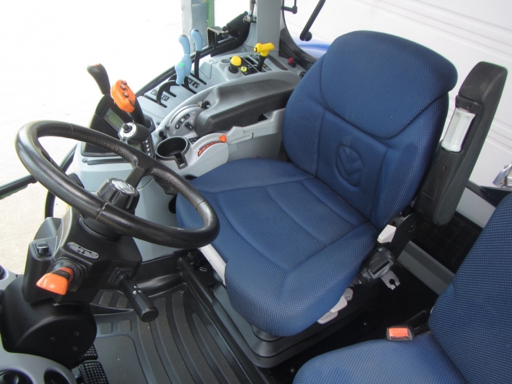 New Holland T6.165