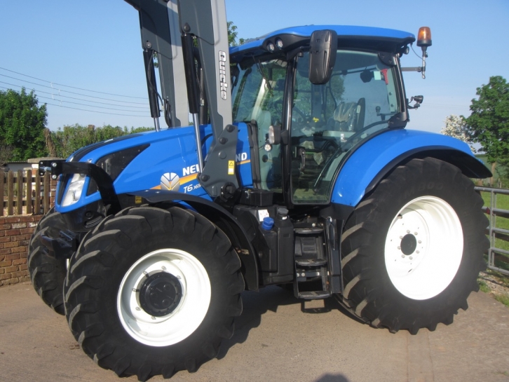 New Holland T6.165