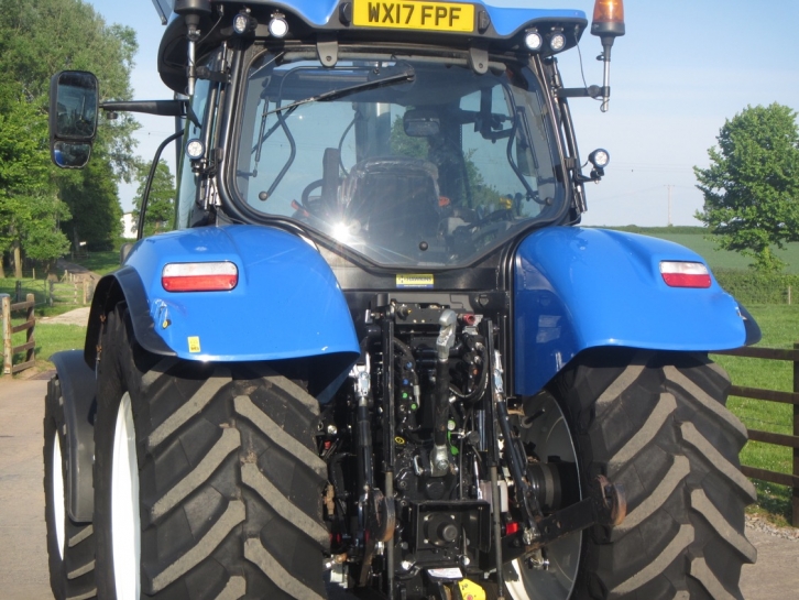 New Holland T6.165
