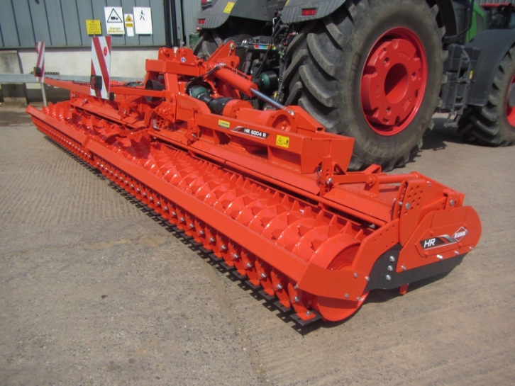 Kuhn HR6004 power harrow