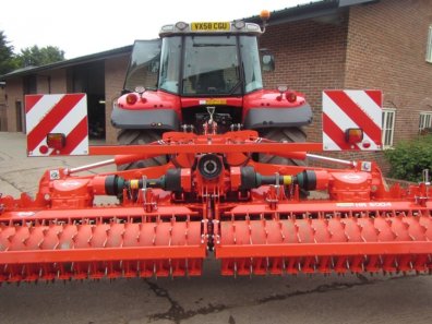 Kuhn HR5004 power harrow