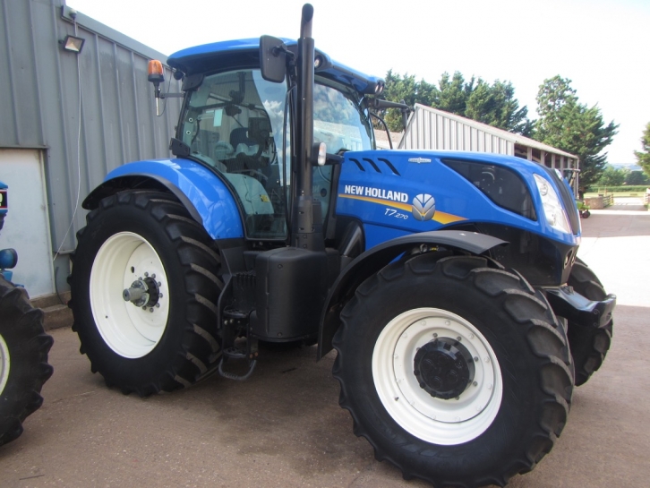 New Holland T7.270