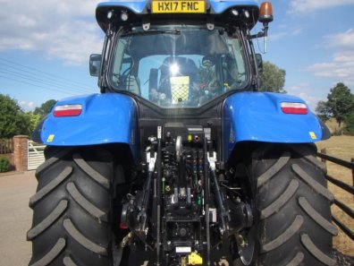 New Holland T7.210