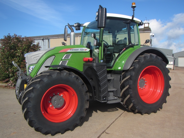 Fendt 724 Profi-Plus