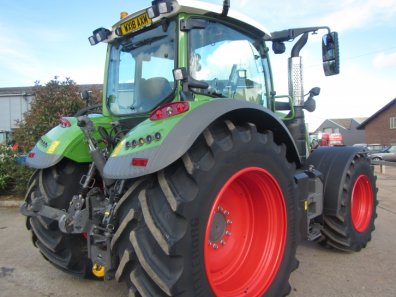 Fendt 724 Profi-Plus