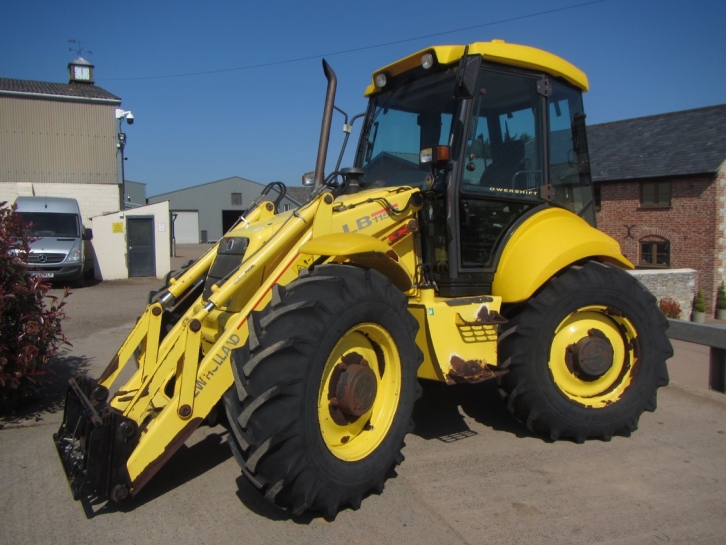 New Holland LB115 B loader tractor