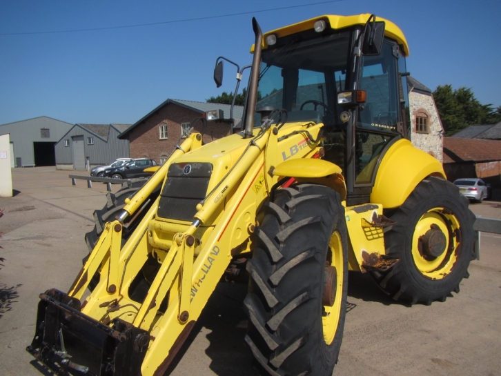 New Holland LB115 B loader tractor