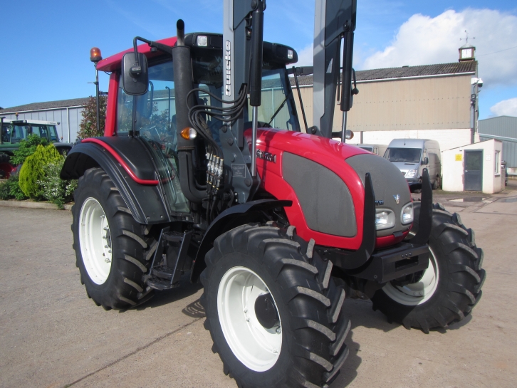 Valtra N92