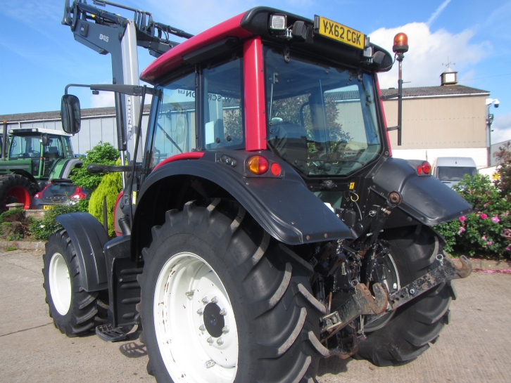 Valtra N92