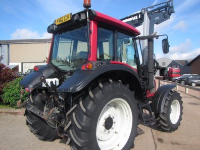 Valtra N92