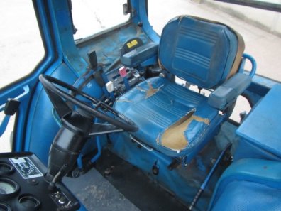 Ford 8700