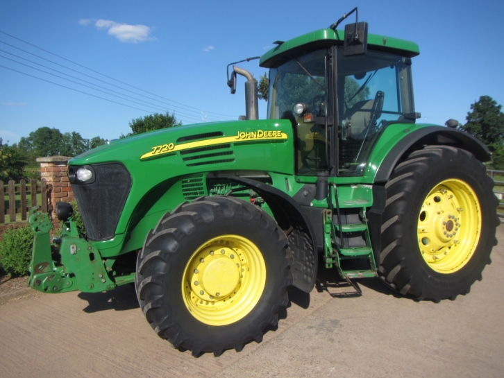 John Deere 7720