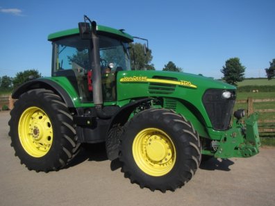 John Deere 7720