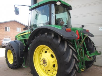 John Deere 7720