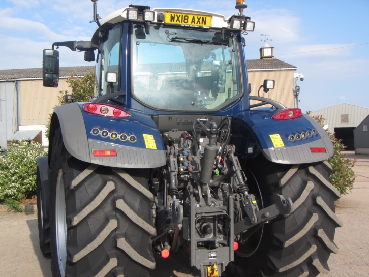 Fendt 724 Profi-Plus